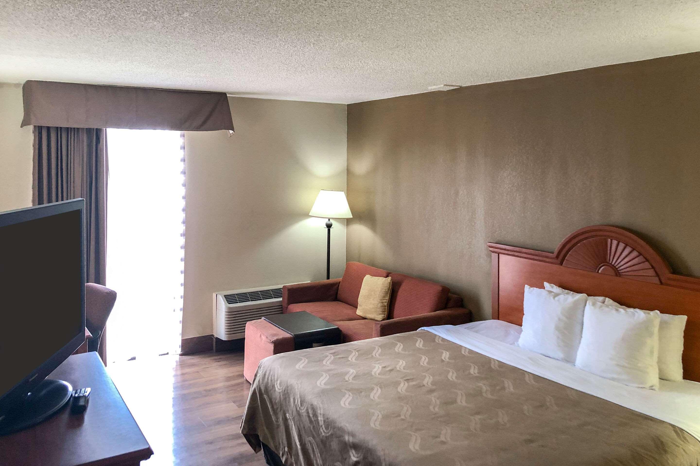 Quality Inn Near Joint Base Andrews-Washington Area Camp Springs Eksteriør billede