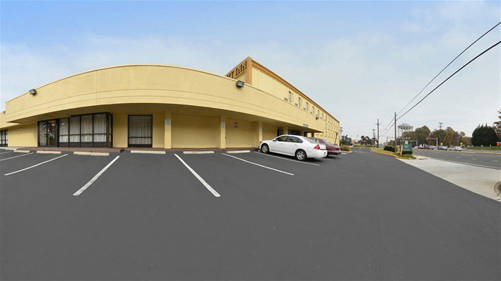 Quality Inn Near Joint Base Andrews-Washington Area Camp Springs Eksteriør billede