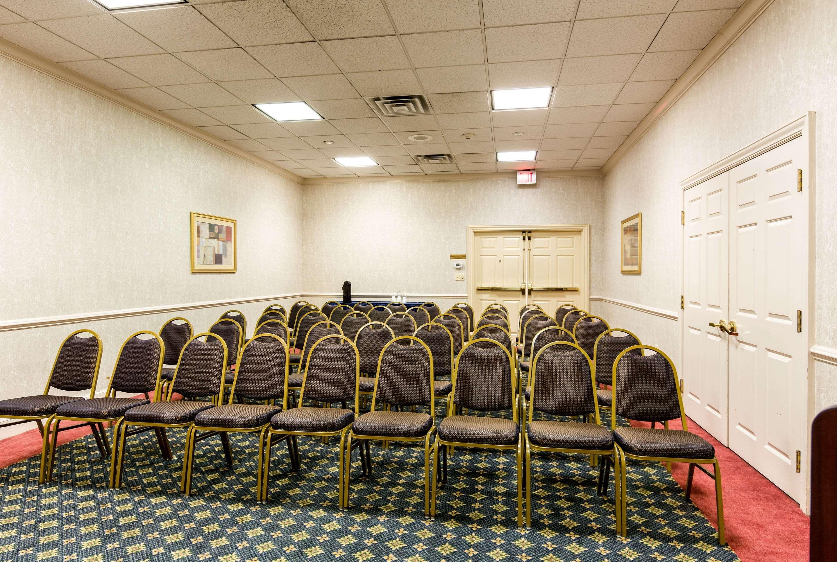 Quality Inn Near Joint Base Andrews-Washington Area Camp Springs Eksteriør billede