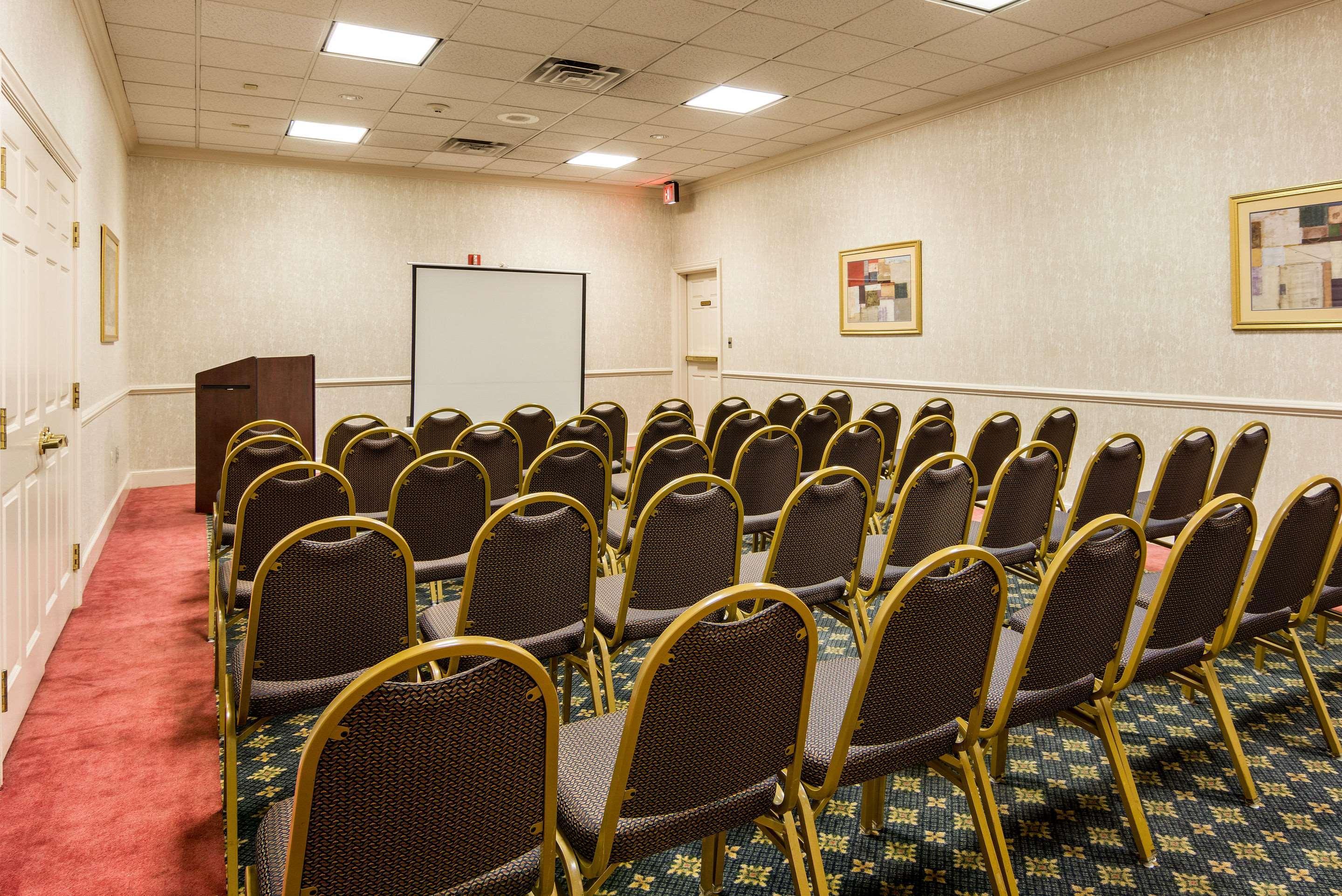 Quality Inn Near Joint Base Andrews-Washington Area Camp Springs Eksteriør billede